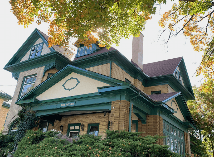 Albert McGregor Neighbourhood