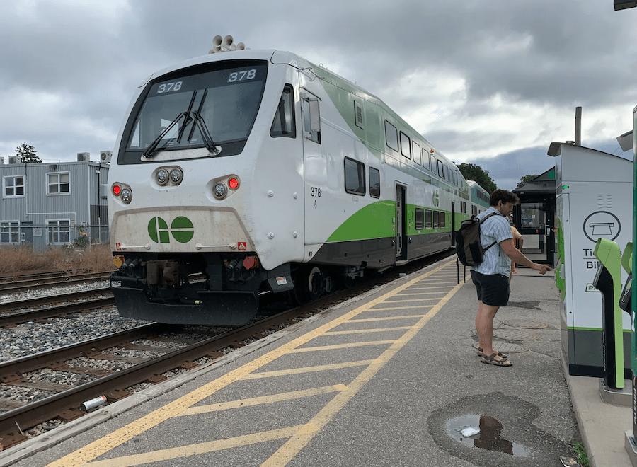 go-train